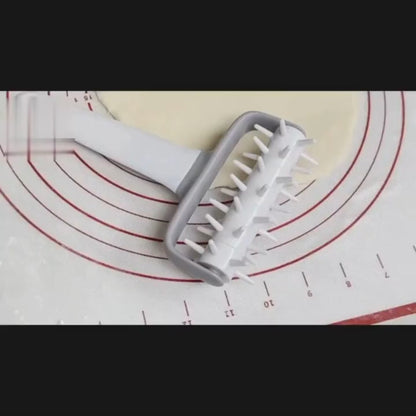 Pizza Dough Docker Roller – Premium Dough Hole Maker Tool for Pizza, Pastry, Cookies, Bread & Baking | Prevents Air Bubbles | 1pc Kitchen Essential